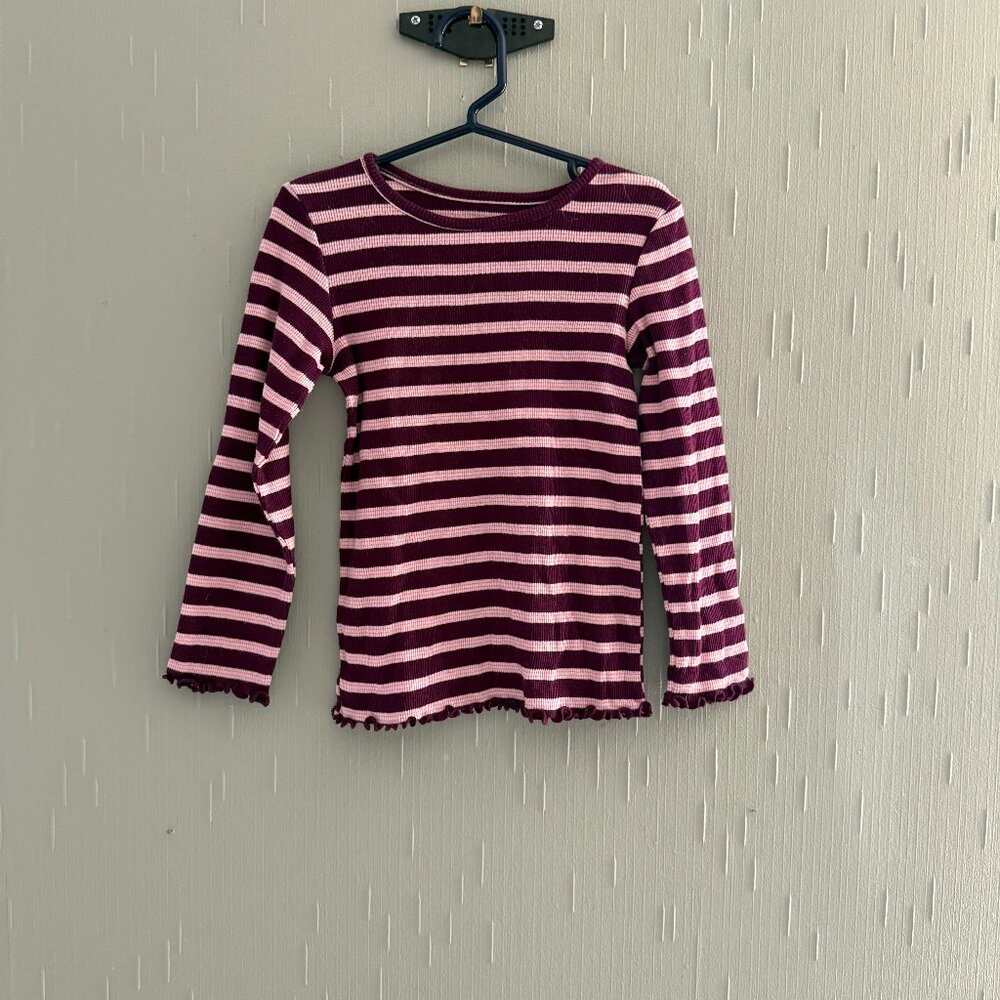 Girl's striped long sleeve thermal.  Garanimals size 5T.